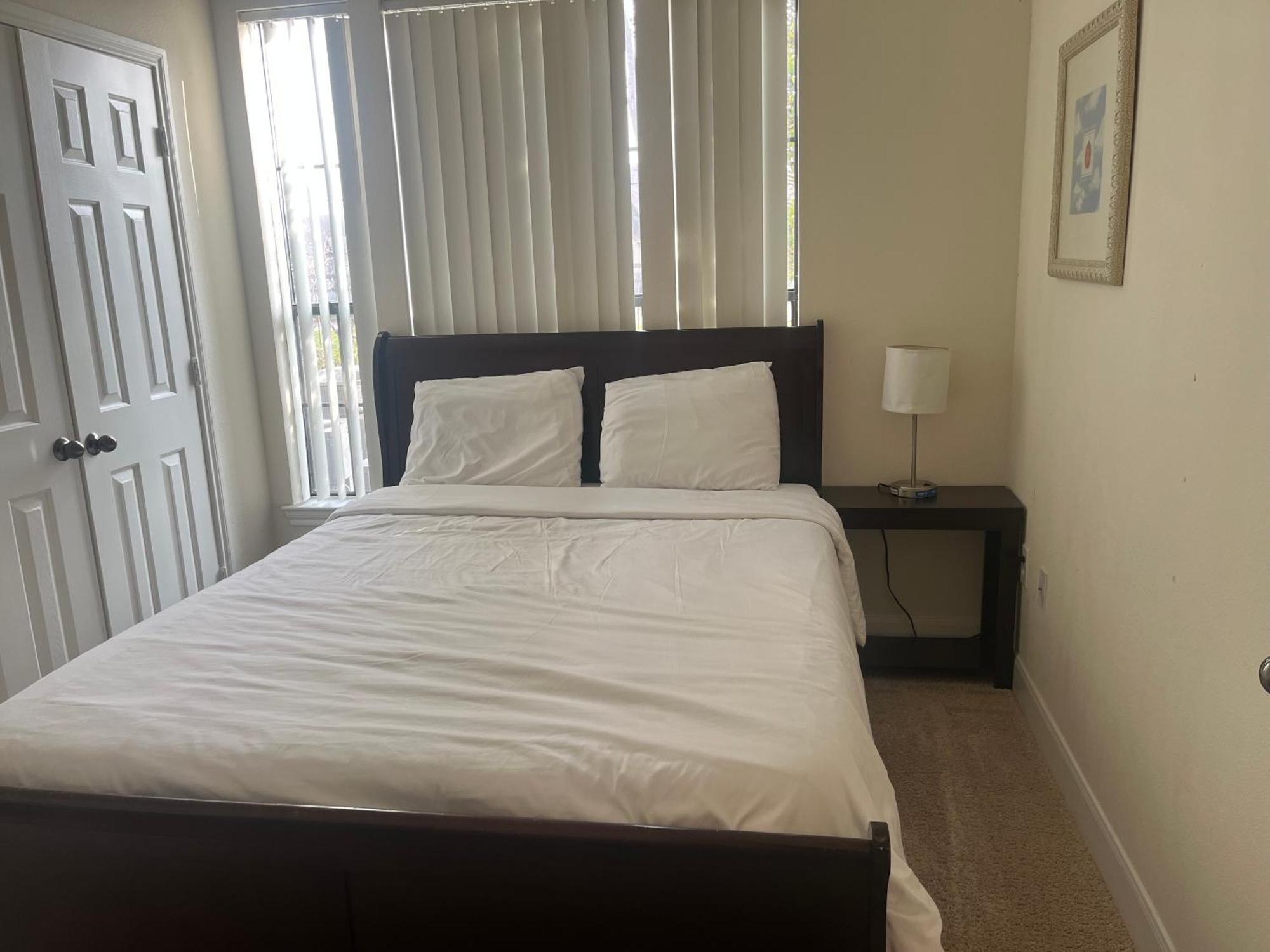 Luxury Fully Furnished Apartments By Nasa And Kemah Boardwalk Houston Room photo
