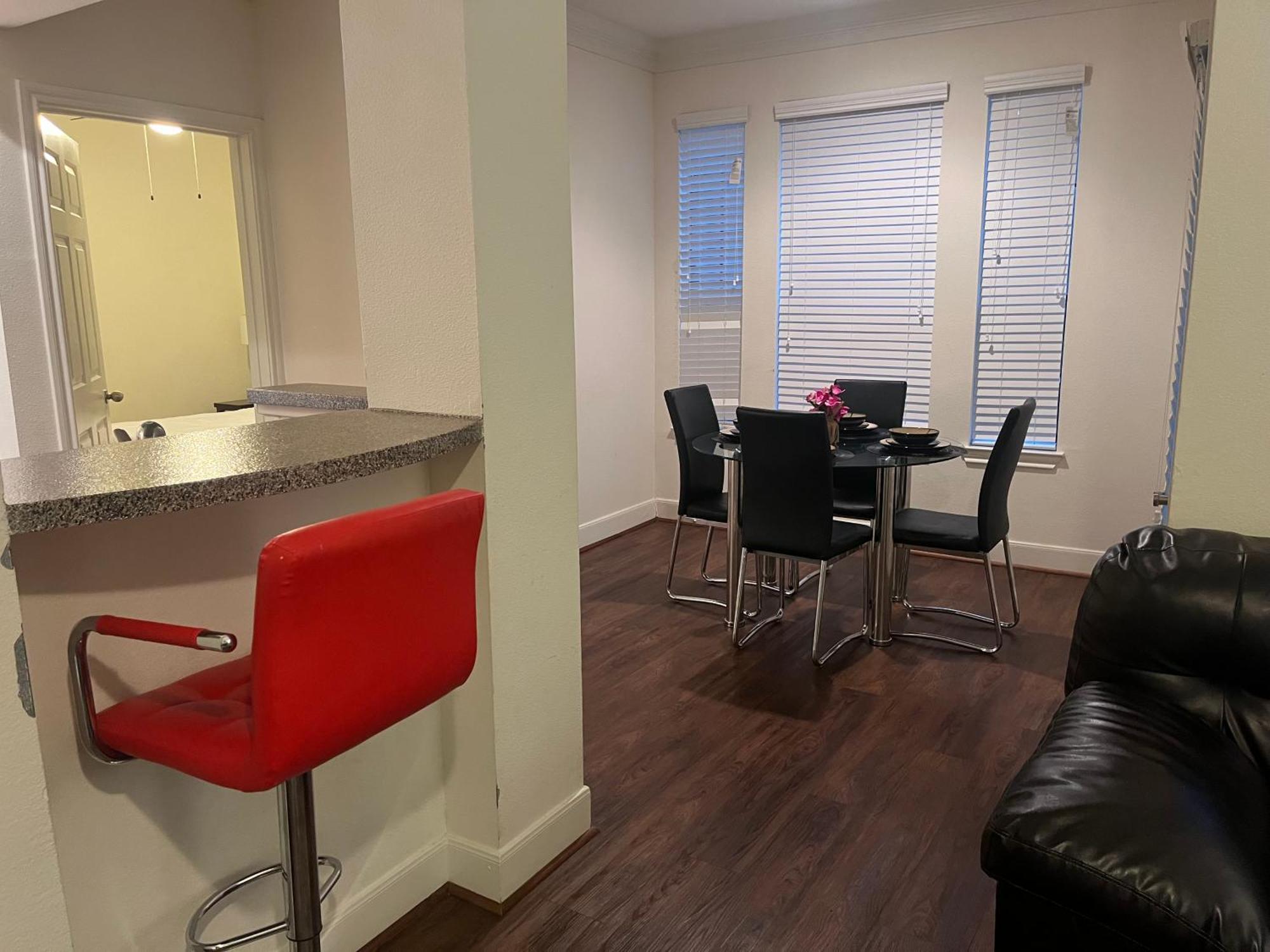 Luxury Fully Furnished Apartments By Nasa And Kemah Boardwalk Houston Room photo
